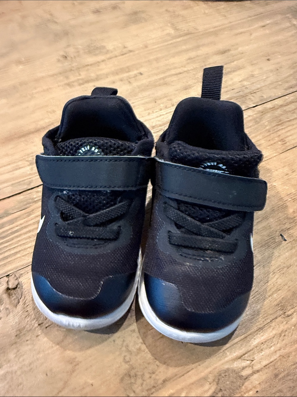 Nike Kids Black and White Velcro Sneakers